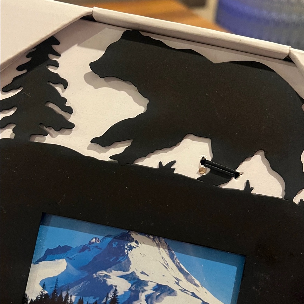 Malden Black Bear Woods Picture Photo Frame 4X6 - Picture 4 of 4